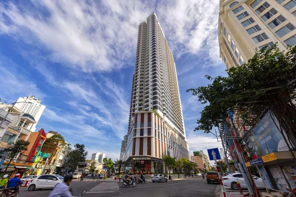 Отель Melia Vinpearl Nha Trang Empire Экстерьер фото